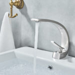 Brushed Nikel Vanity Basin Faucet