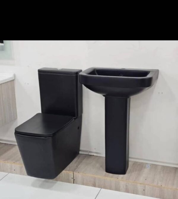 Black square executive water closet toilet wc - Image 2